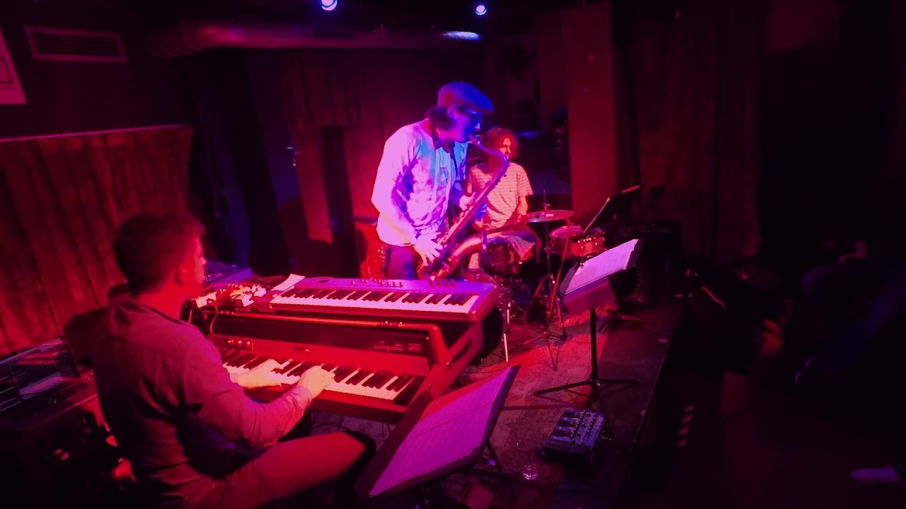 InterFerencE 3000 plays "Little Lightning"